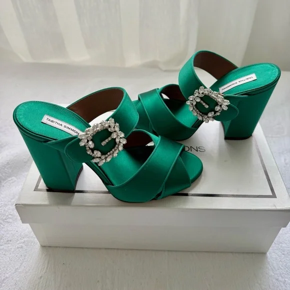 Tabitha Simmons Reyner Emerald Satin Crystal Buckle Block Heels Size 8 NWT RARE - Picture 5 of 16